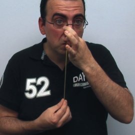 Goma por la nariz