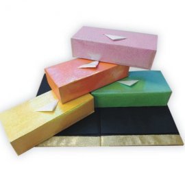 Producción de cajas de pañuelos